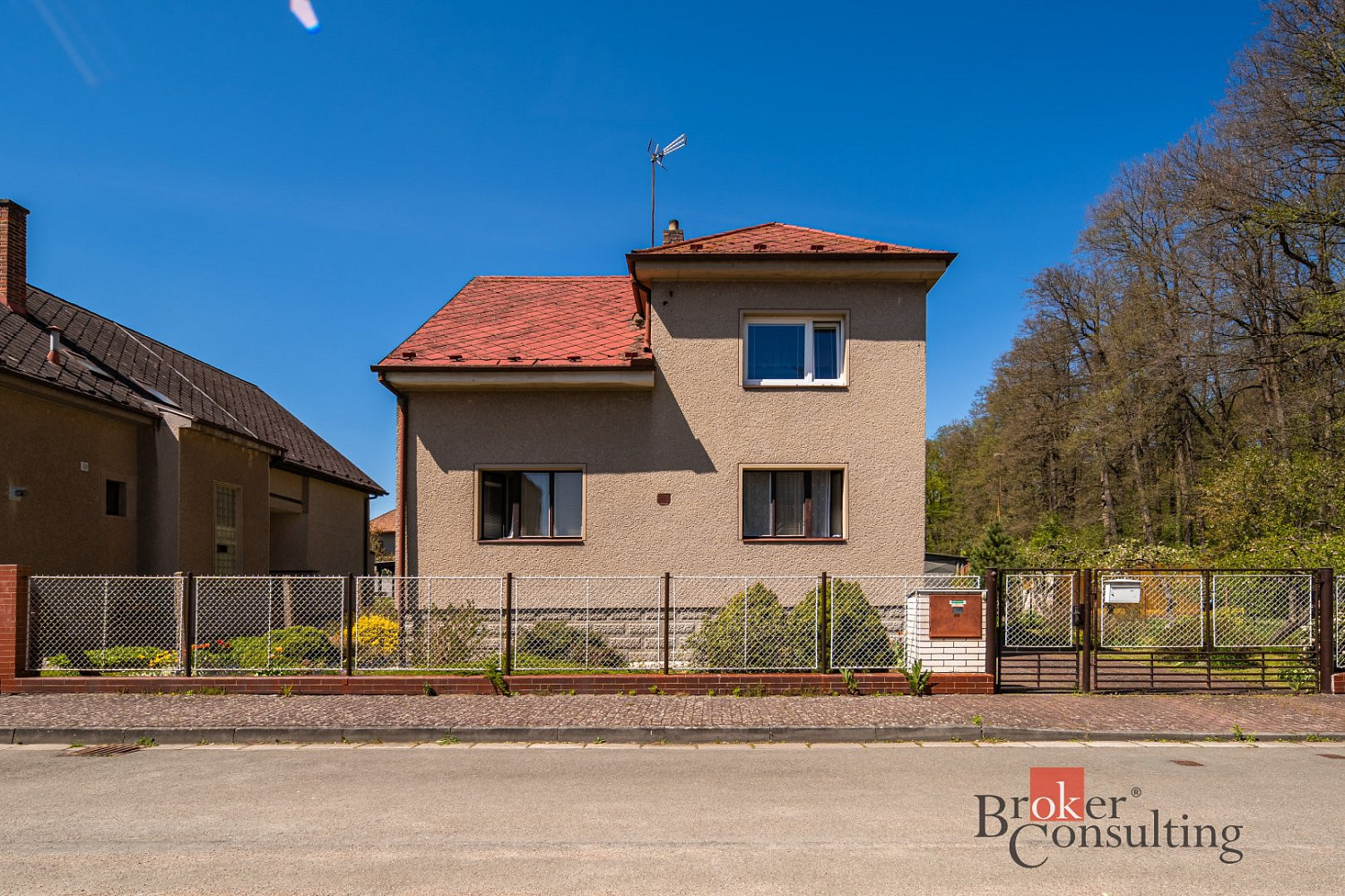 Prodej domu 241 m² s pozemkem 856 m²