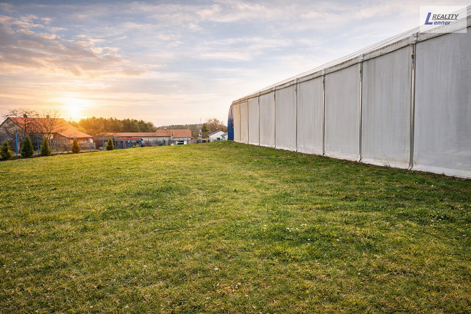 Pronájem skladovacích prostor 360 m² – fotografie 4