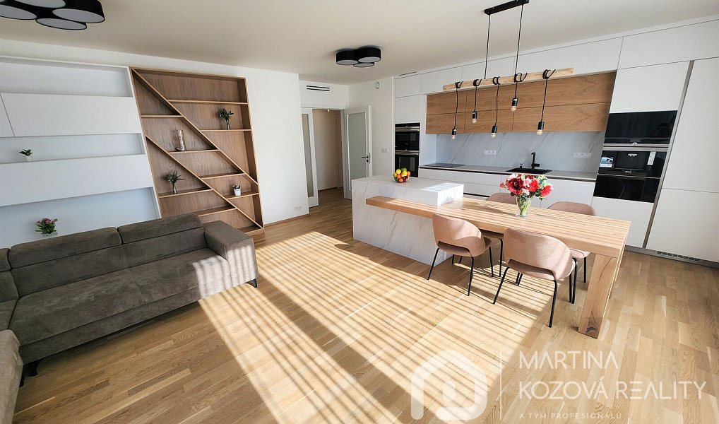 Pronájem bytu 4+kk 120 m², Praha – náhled fotky 2