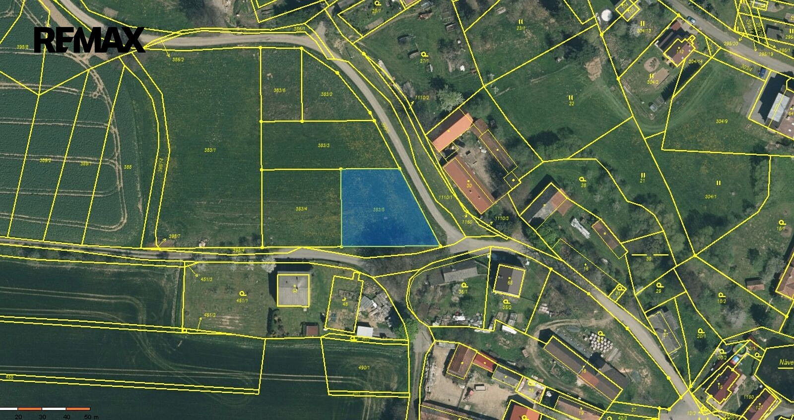 Prodej stavebního pozemku 1 017 m² – fotografie 2