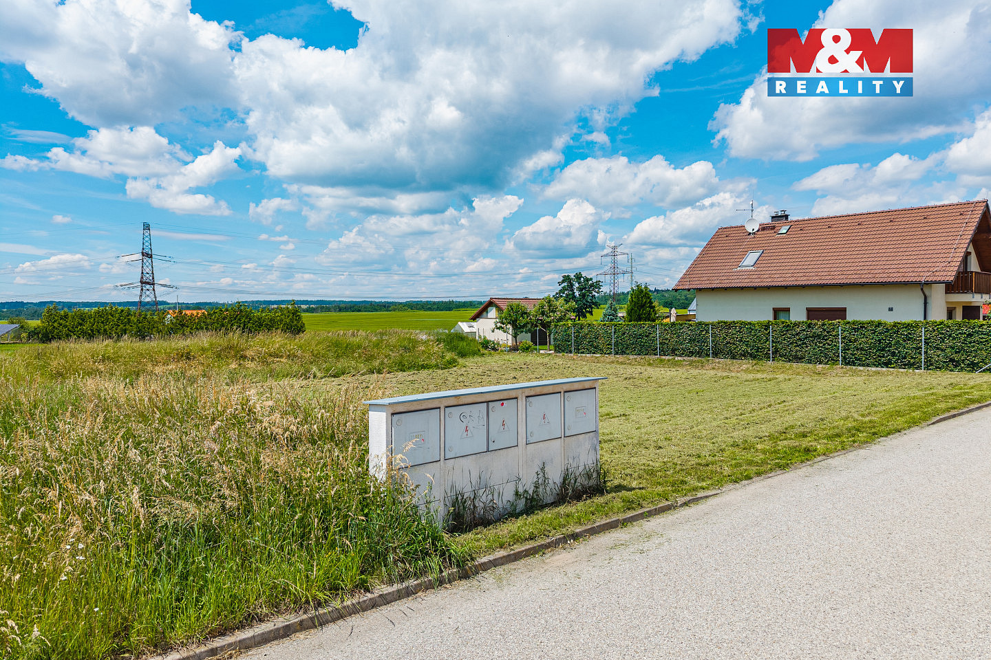 Prodej stavebního pozemku 913 m² — photo 2
