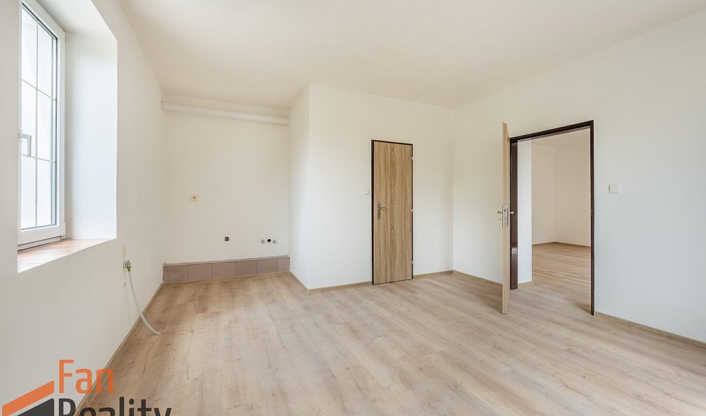 Prodej bytu 2+kk 47 m², Praha – náhled fotky 3