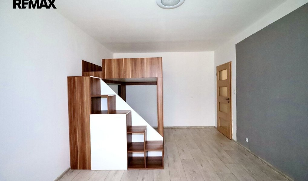 Prodej bytu 2+1 63 m², Poniklá – náhled fotky 8