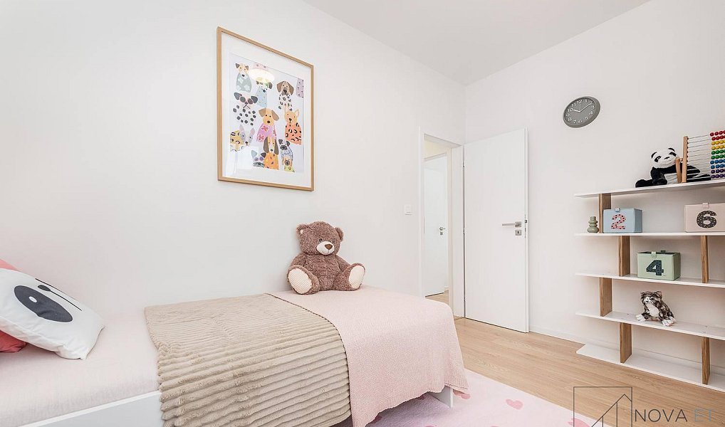 Prodej bytu 4+kk 79 m², Praha – náhled fotky 11