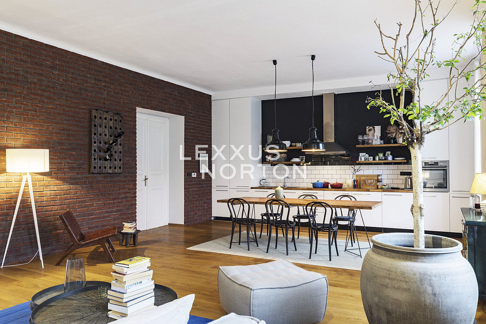 Pronájem bytu 3+kk 117 m² — photo 2