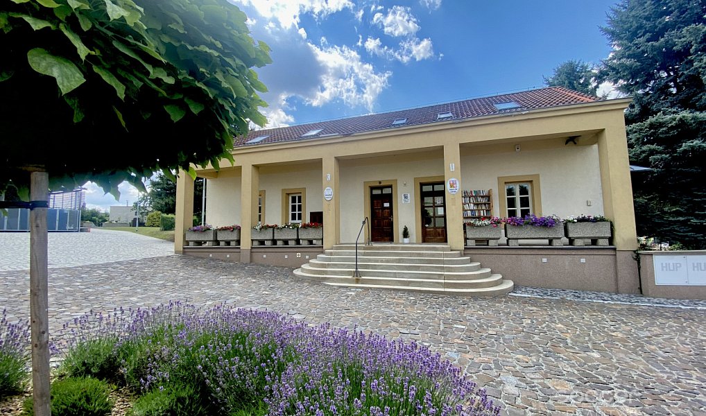 Pronájem domu 126 m² s pozemkem 981 m², Bradlec – náhled fotky 21