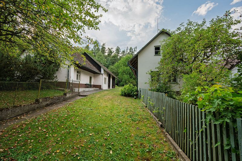 Prodej domu 70 m² s pozemkem 1 940 m²