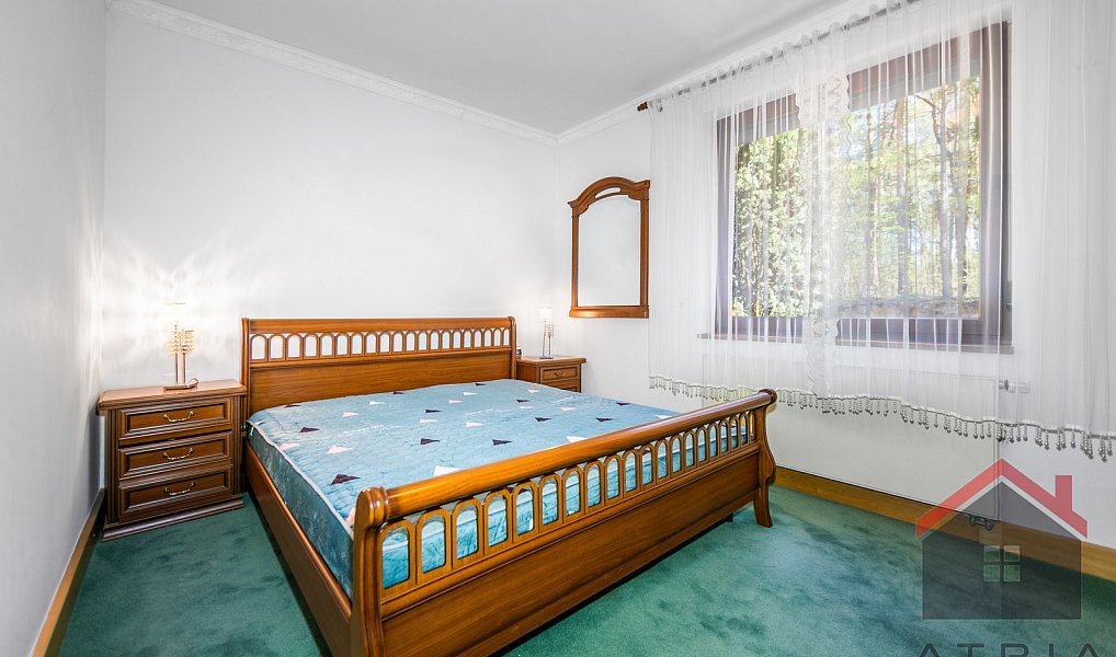 Prodej domu 275 m² s pozemkem 587 m², Plzeň – náhled fotky 9