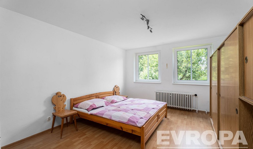 Prodej domu 270 m² s pozemkem 555 m², Trutnov – náhled fotky 3