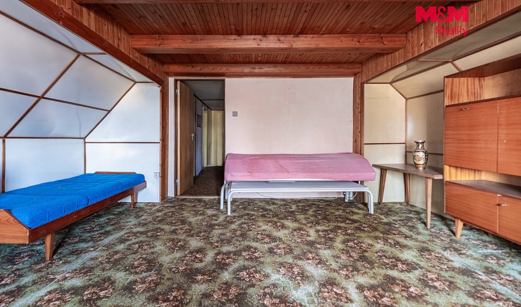 Prodej domu 365 m² s pozemkem 2 873 m², Račetice – náhled fotky 20