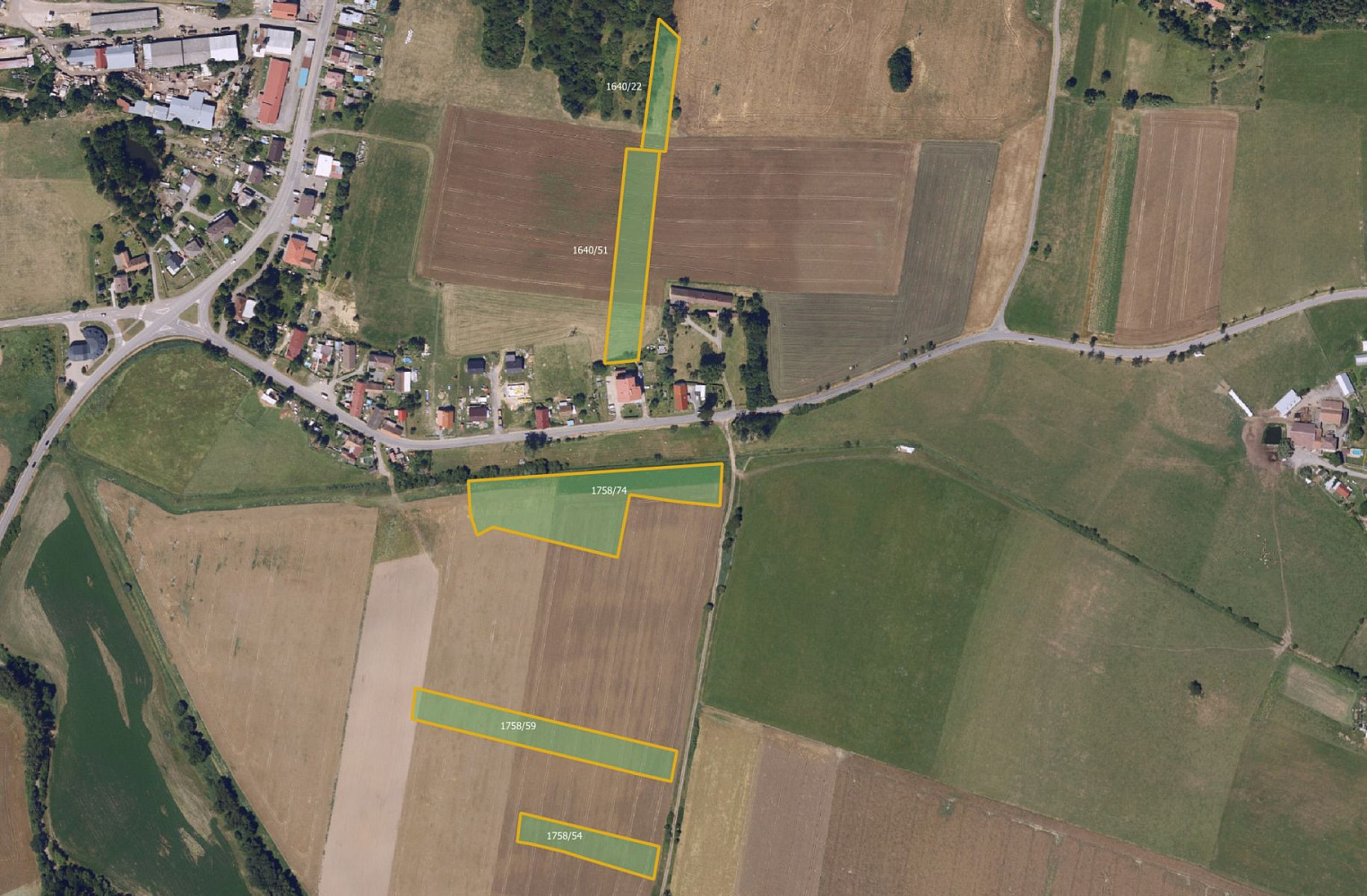 Prodej pole 26 000 m²