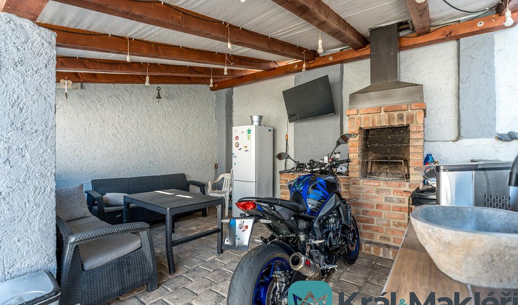 Prodej domu 126 m² s pozemkem 270 m², Brňany – náhled fotky 16