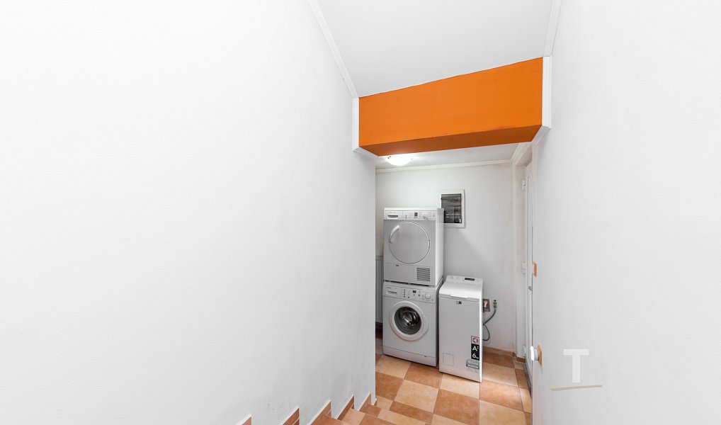 Prodej domu 245 m² s pozemkem 1 569 m², Miroslav – náhled fotky 14