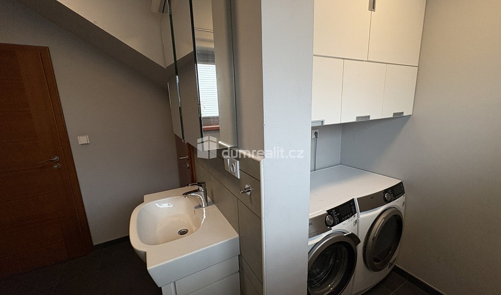Prodej domu 208 m² s pozemkem 1 506 m², Horky nad Jizerou – náhled fotky 18