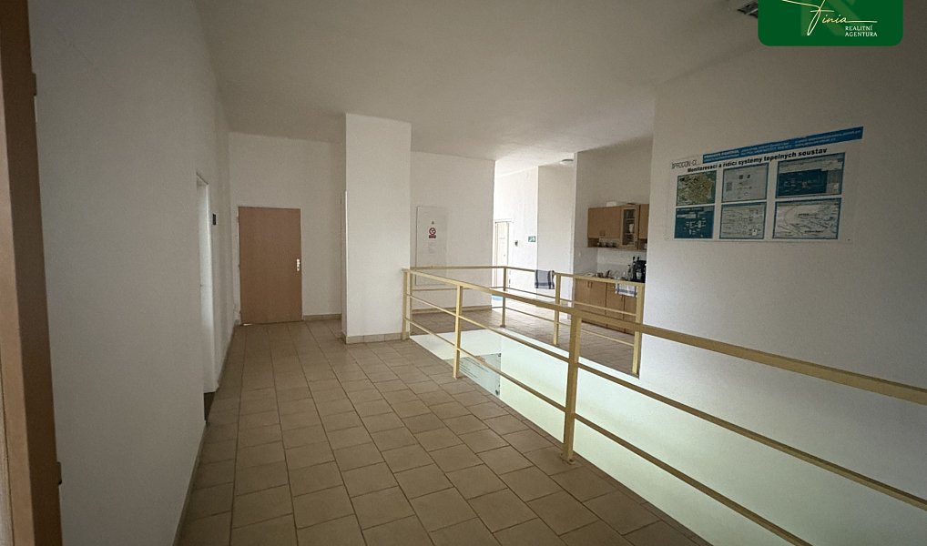 Pronájem kanceláře 1 722 m², Česká Lípa – náhled fotky 5