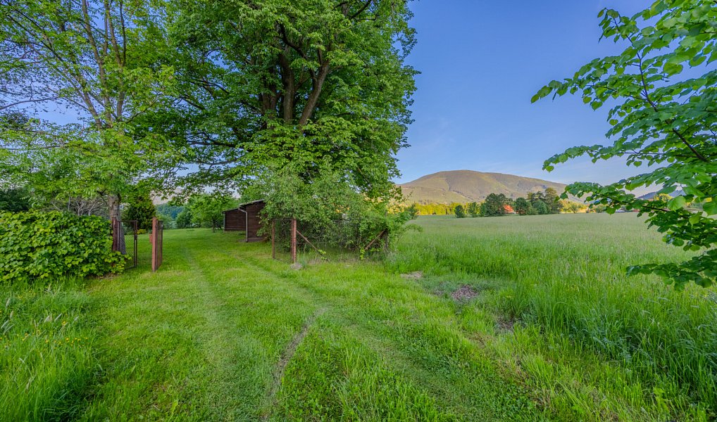 Prodej stavebního pozemku 2 092 m², Čeladná – náhled fotky 9