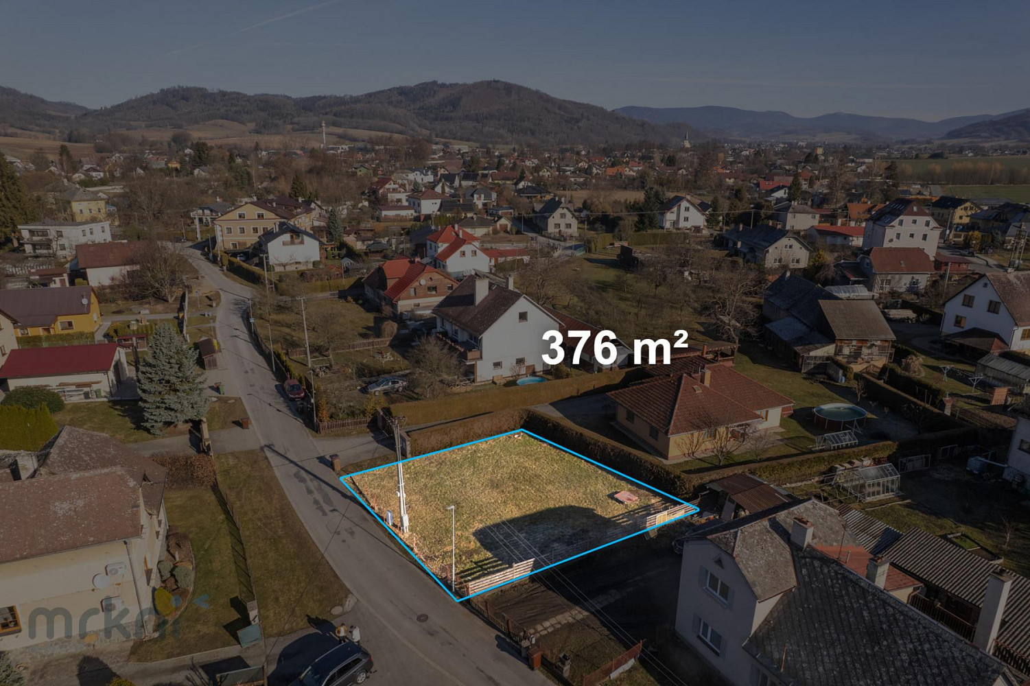 Prodej stavebního pozemku 376 m² – pohled 3