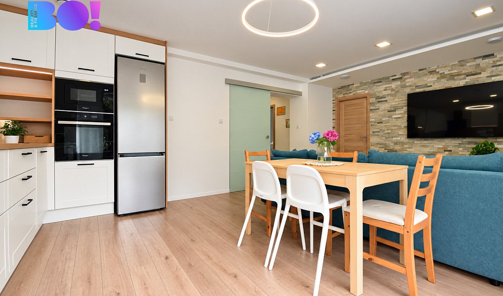 Prodej domu 258 m² s pozemkem 1 188 m², Strančice – náhled fotky 11