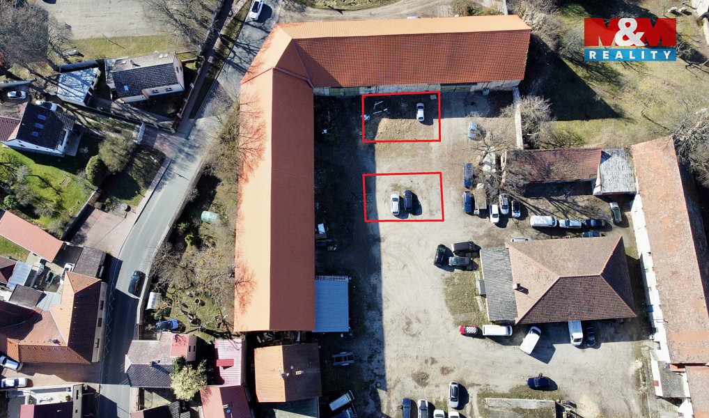 Pronájem pozemku 360 m², Ořech – náhled fotky 2