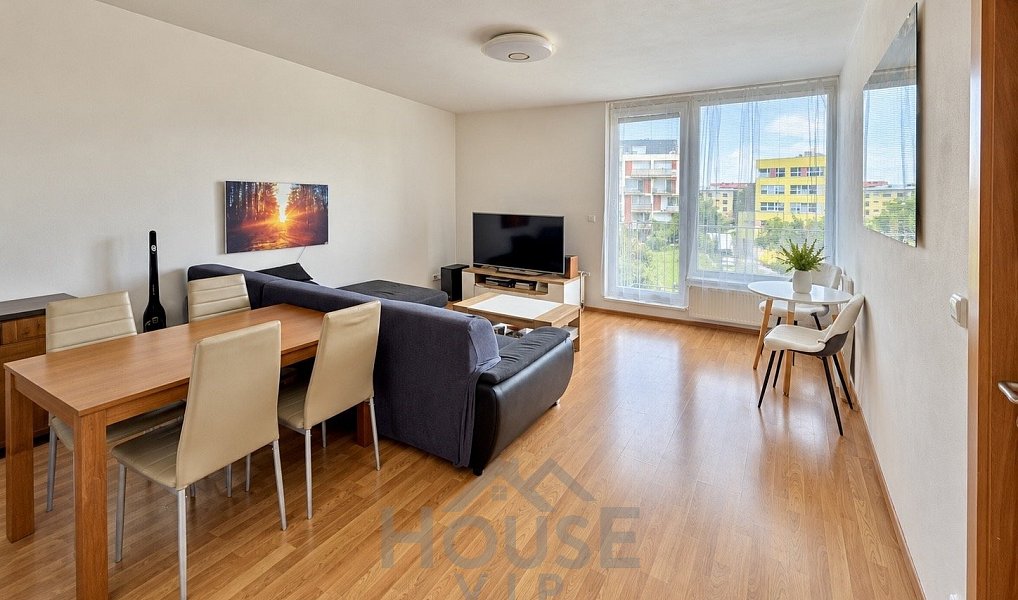Prodej bytu 2+kk 59 m², Praha – náhled fotky 2