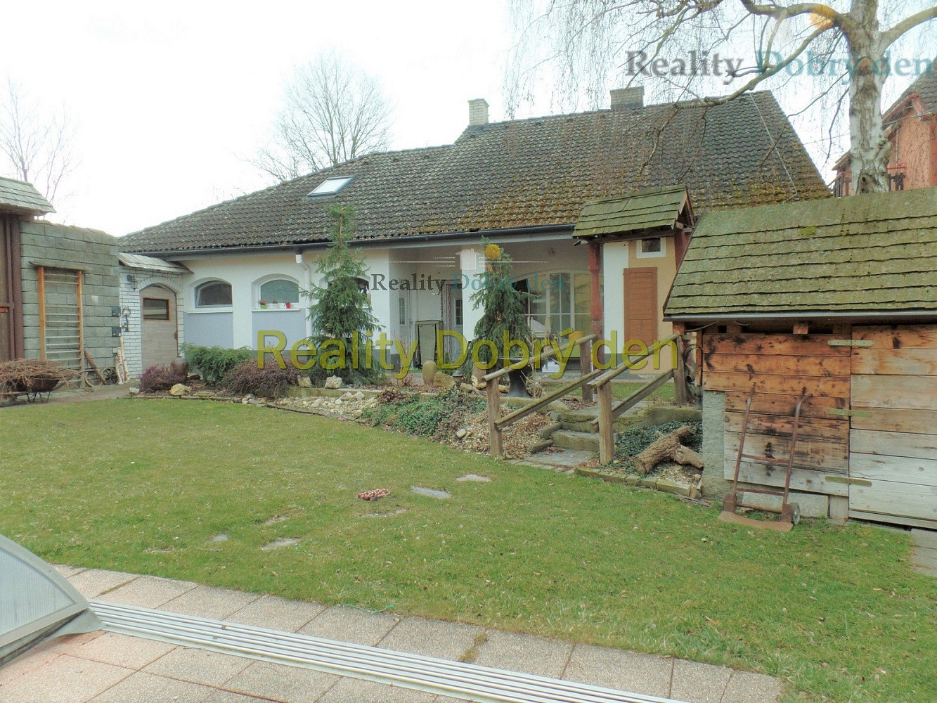 Pronájem bytu 2+kk 81 m² – pohled 5