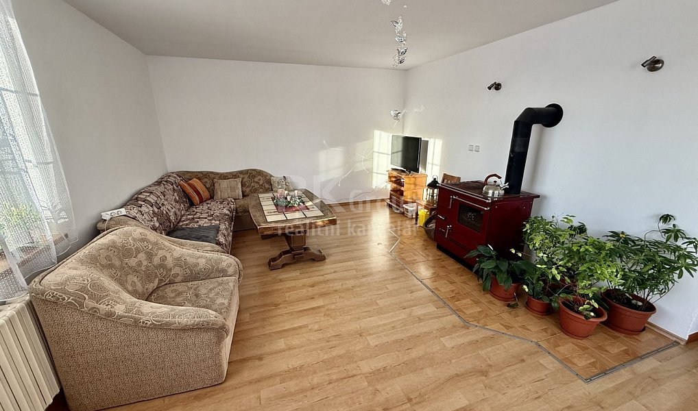 Prodej domu 300 m² s pozemkem 816 m², Humpolec – náhled fotky 3