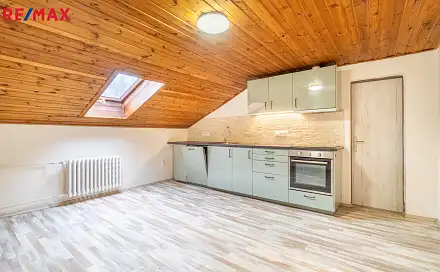 Pronájem bytu 3+kk 72 m², Karlická, Praha 5 - Radotín