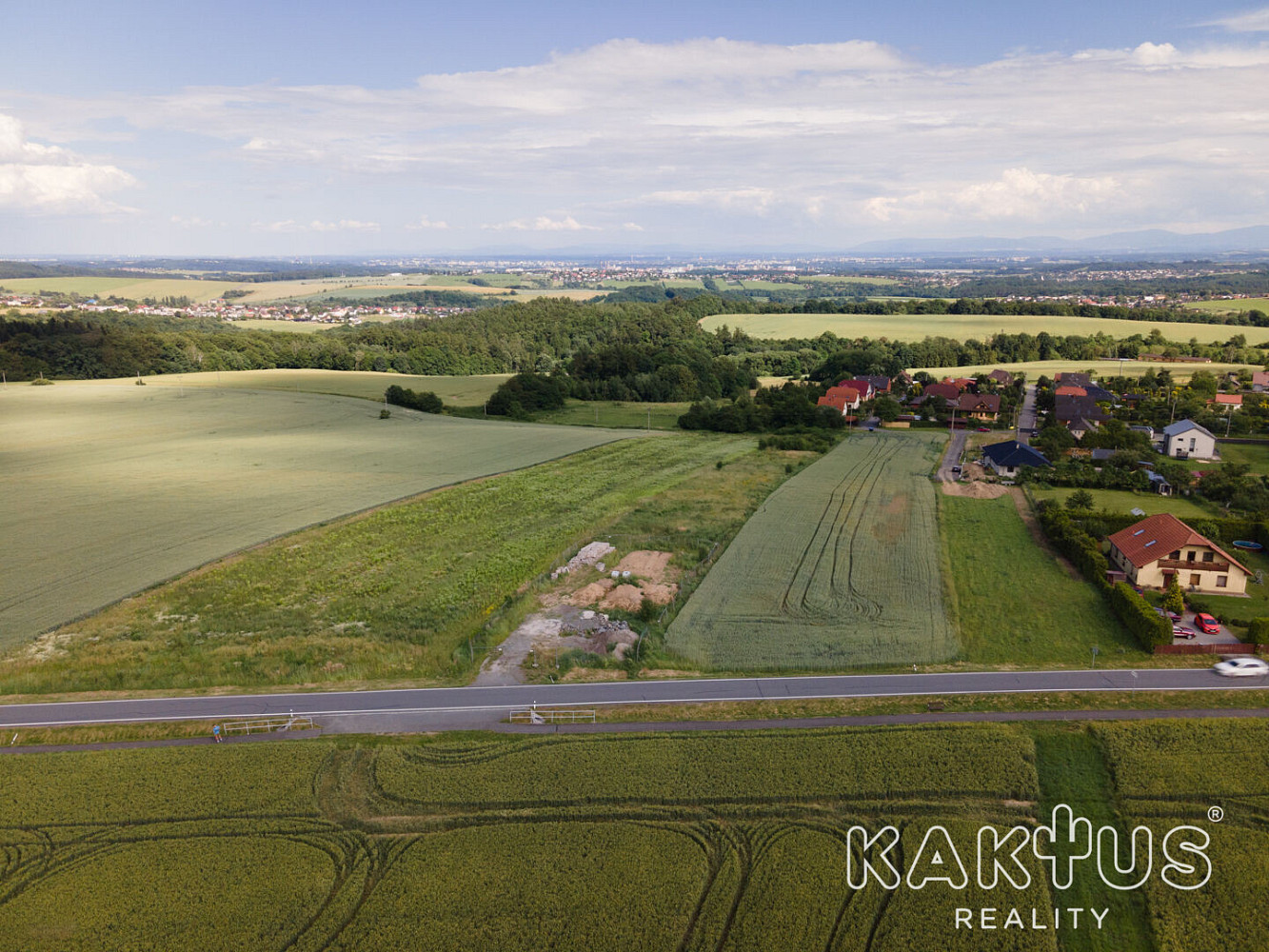 Prodej stavebního pozemku 3 828 m² – fotografie 5
