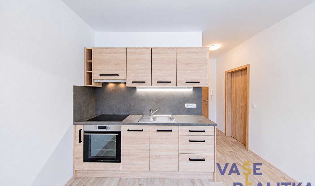 Pronájem bytu 1+1 37 m², Šumperk – náhled fotky 2