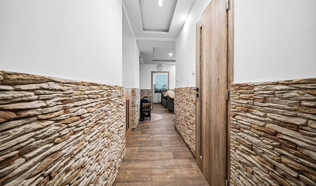 Prodej bytu 3+1 76 m², Všestary – náhled fotky 14