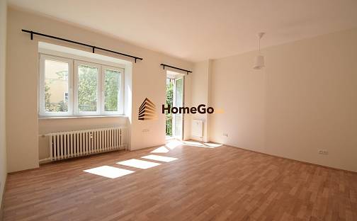 Pronájem bytu 1+kk 40 m², Na Veselí, Praha 4 - Nusle