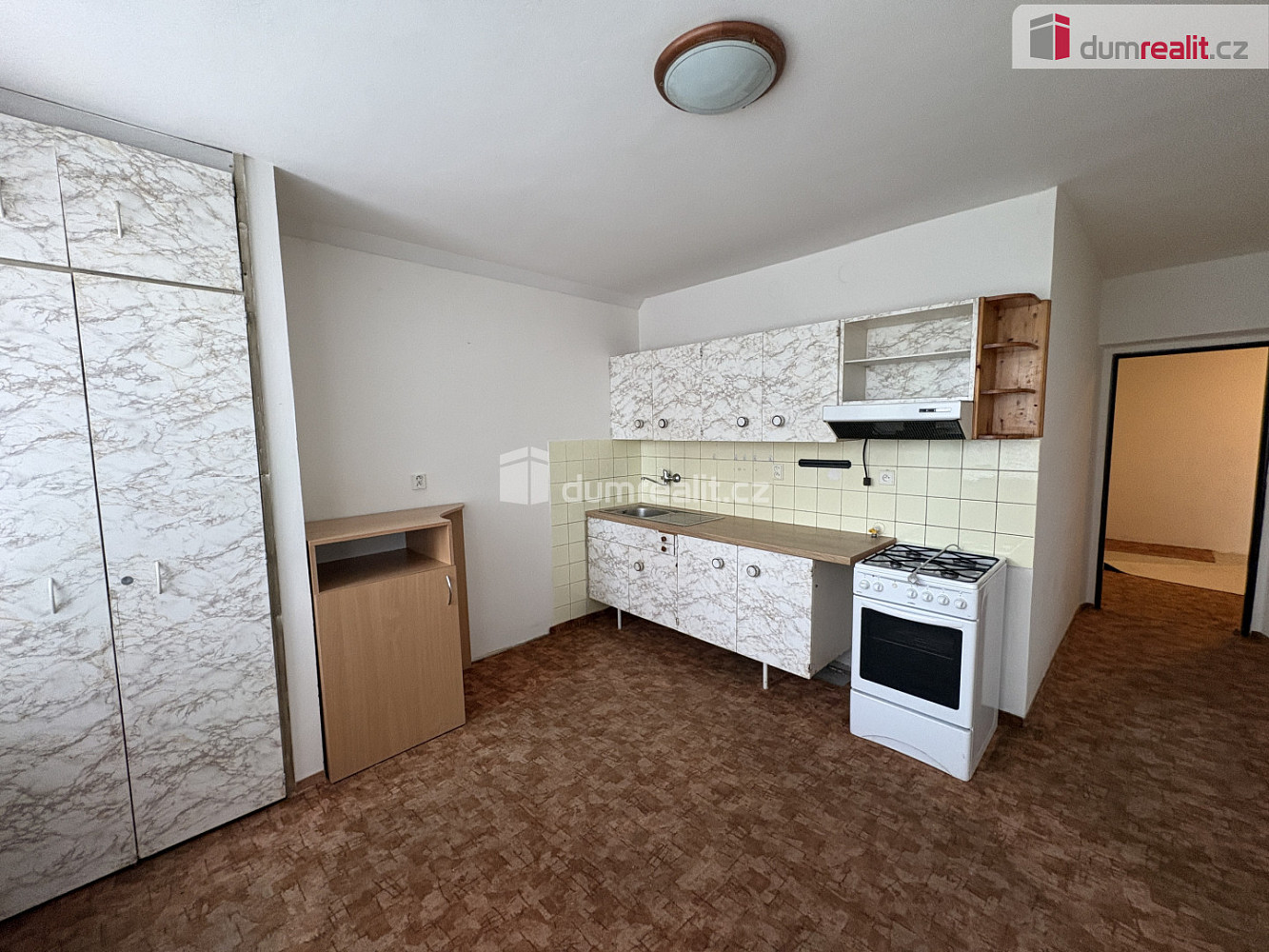 Pronájem bytu 1+1 57 m² — photo 2