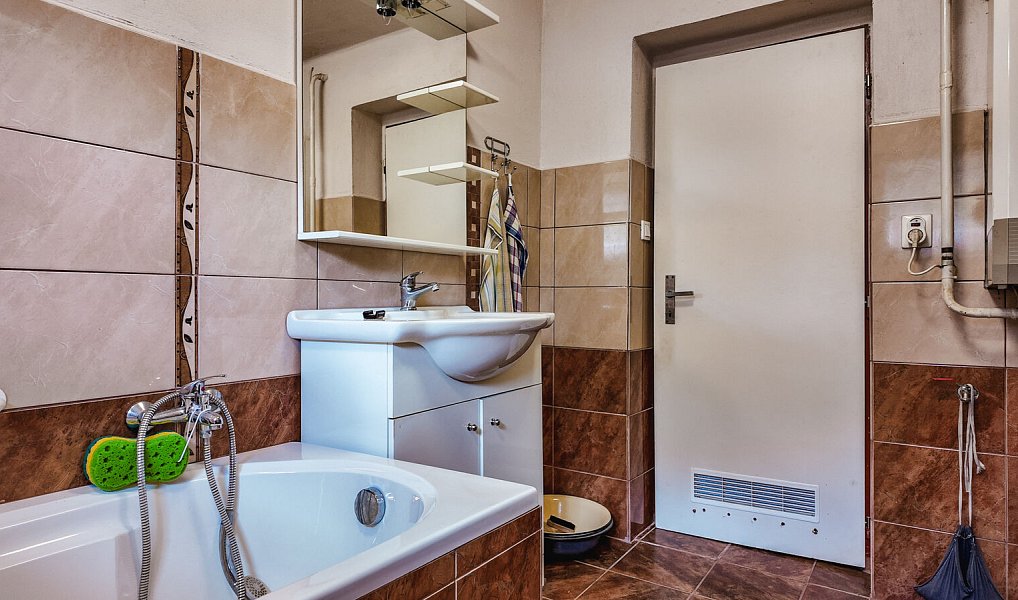 Prodej chaty/chalupy 104 m² s pozemkem 1 265 m², Rohozná – náhled fotky 12