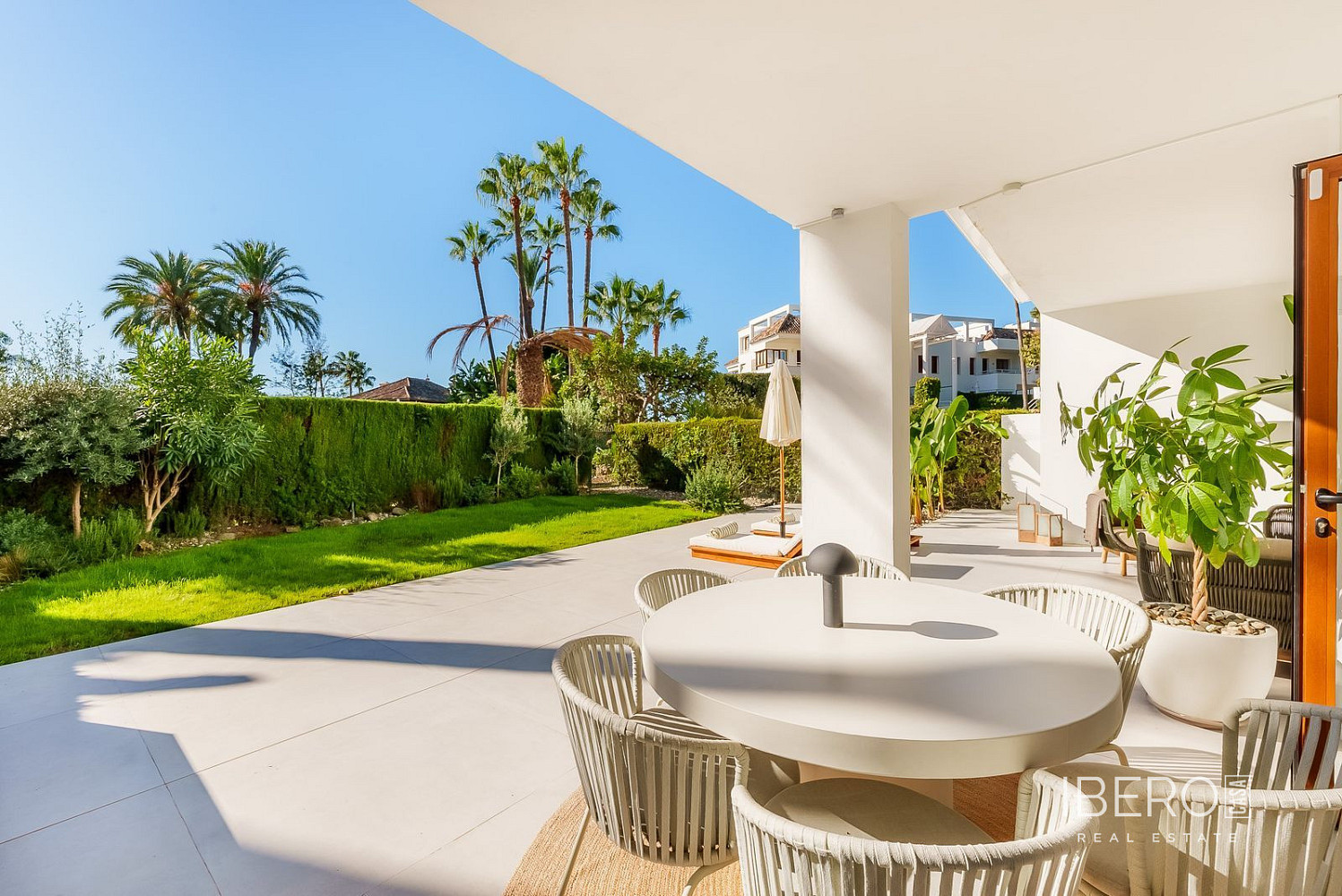 Pis 5+kk – Marbella, Nueva Andalucía - Vista 4