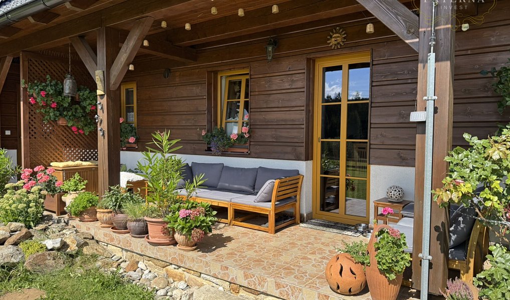 Prodej domu 300 m² s pozemkem 5 000 m², Nové Hutě – náhled fotky 10