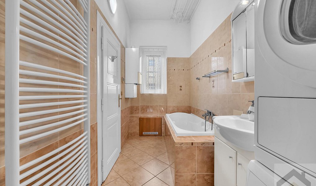 Prodej bytu 3+1 94 m², Hradec Králové – náhled fotky 6