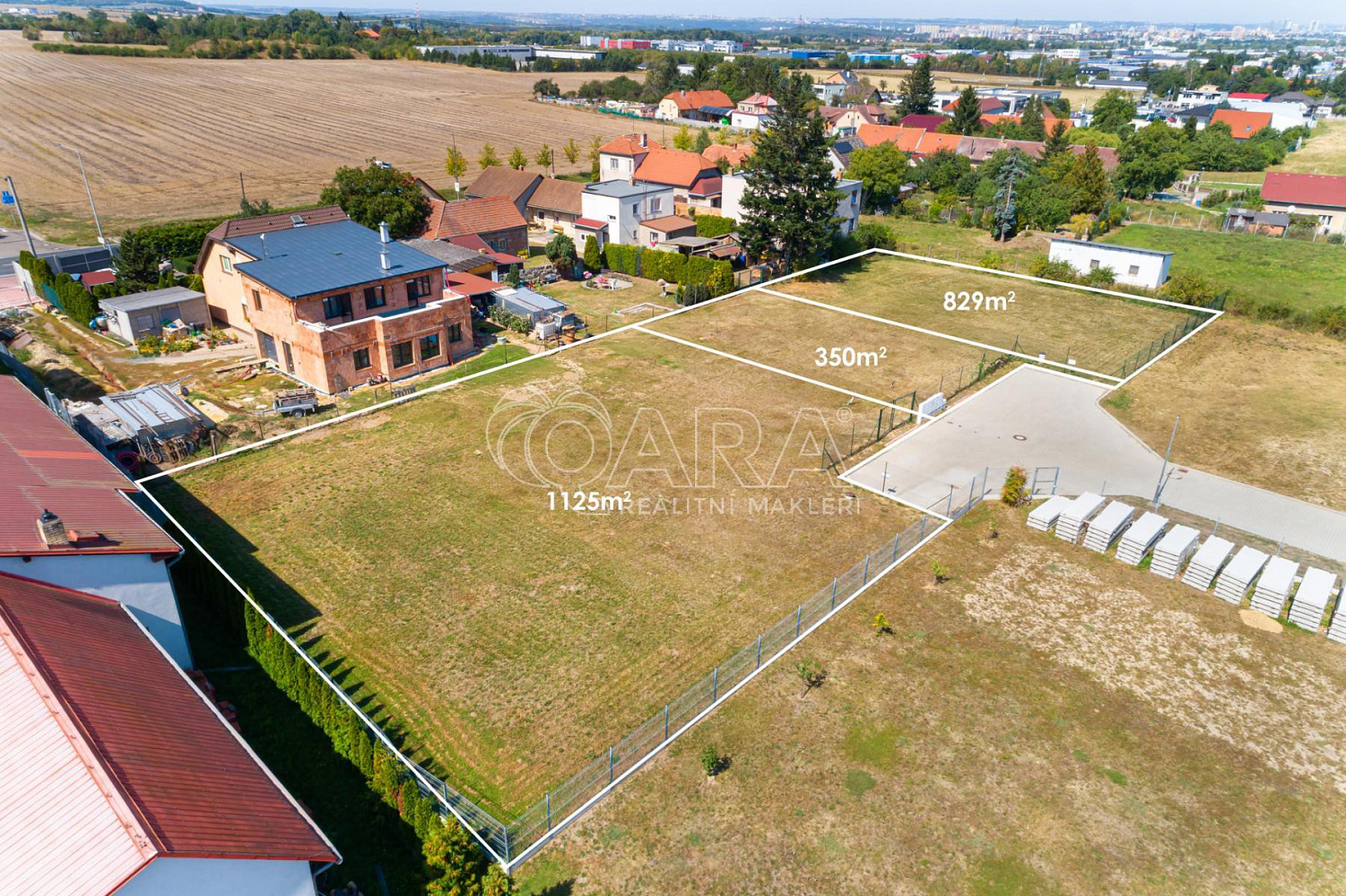 Prodej stavebního pozemku 1 125 m² – fotografie 2