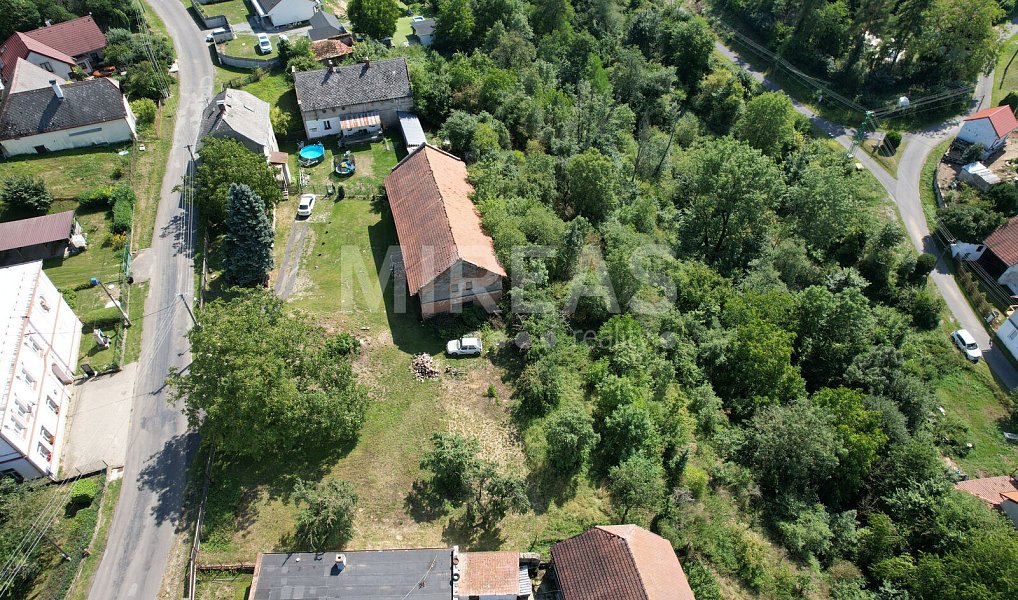 Prodej stavebního pozemku 2 284 m², Boreč – náhled fotky 2