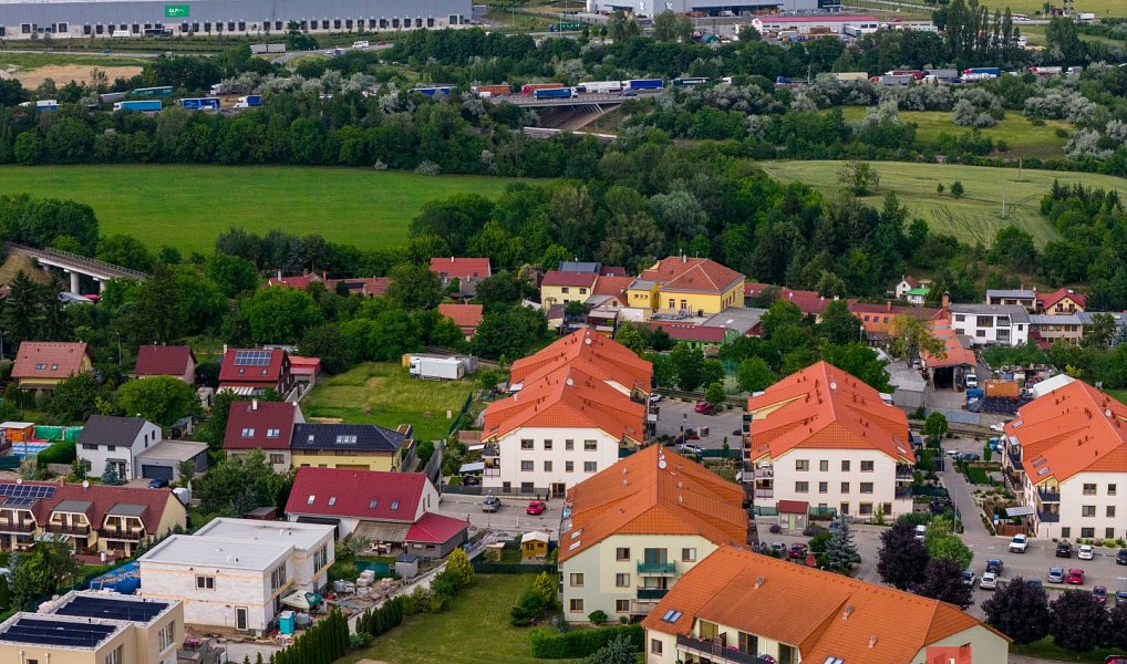 Prodej bytu 3+kk 78 m², Holubice – náhled fotky 21