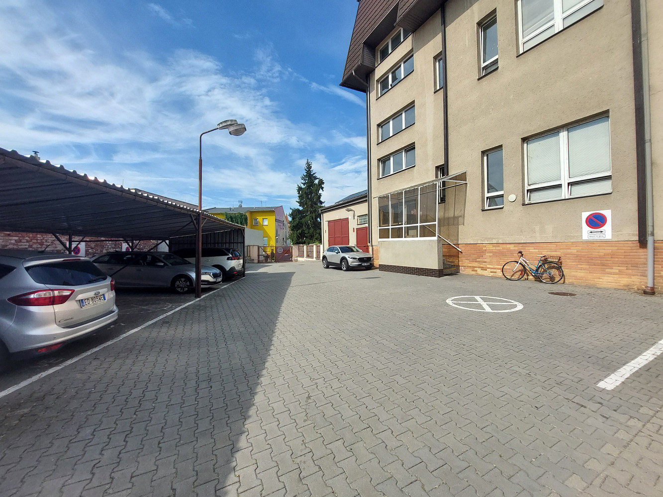 Pronájem kanceláře 30 m² – fotografie 2