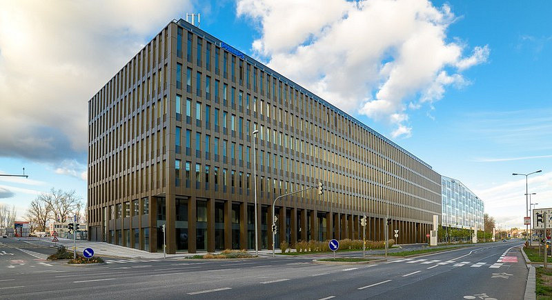 Pronájem kanceláře 50 m² – fotografie 3