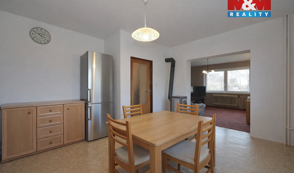 Prodej domu 250 m² s pozemkem 978 m², Stáj – náhled fotky 6