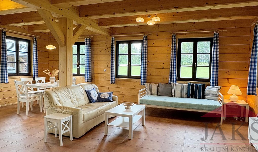 Prodej domu 239 m² s pozemkem 2 125 m², Srní – náhled fotky 2