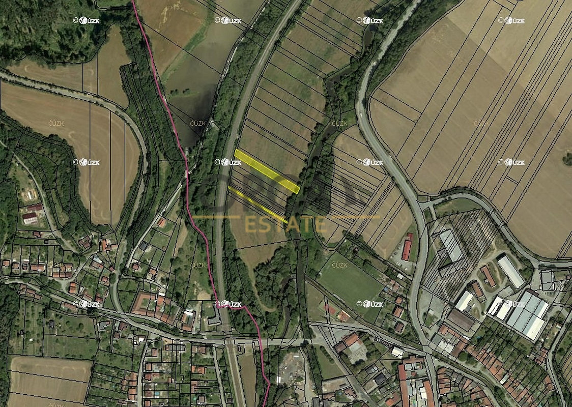 Prodej pozemku 1 813 m² – fotografie 2