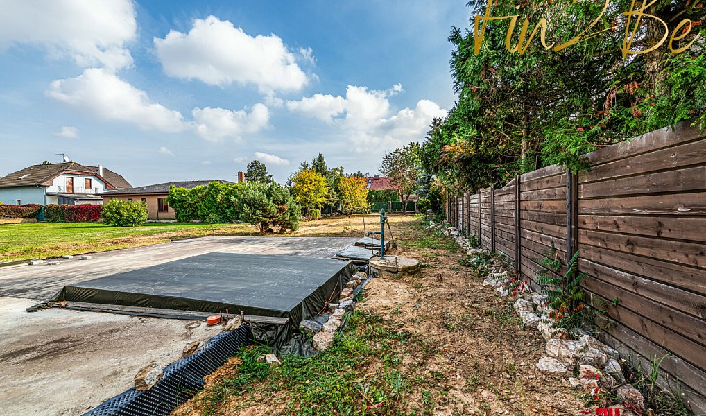 Prodej stavebního pozemku 487 m², Praha – náhled fotky 7