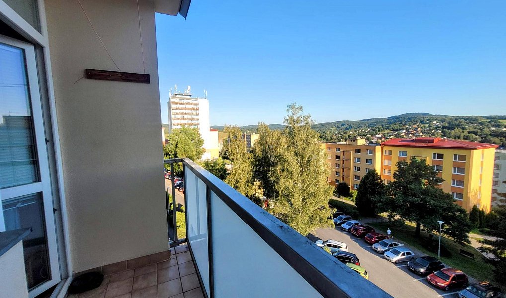 Pronájem bytu 3+1 78 m², Liberec – náhled fotky 3