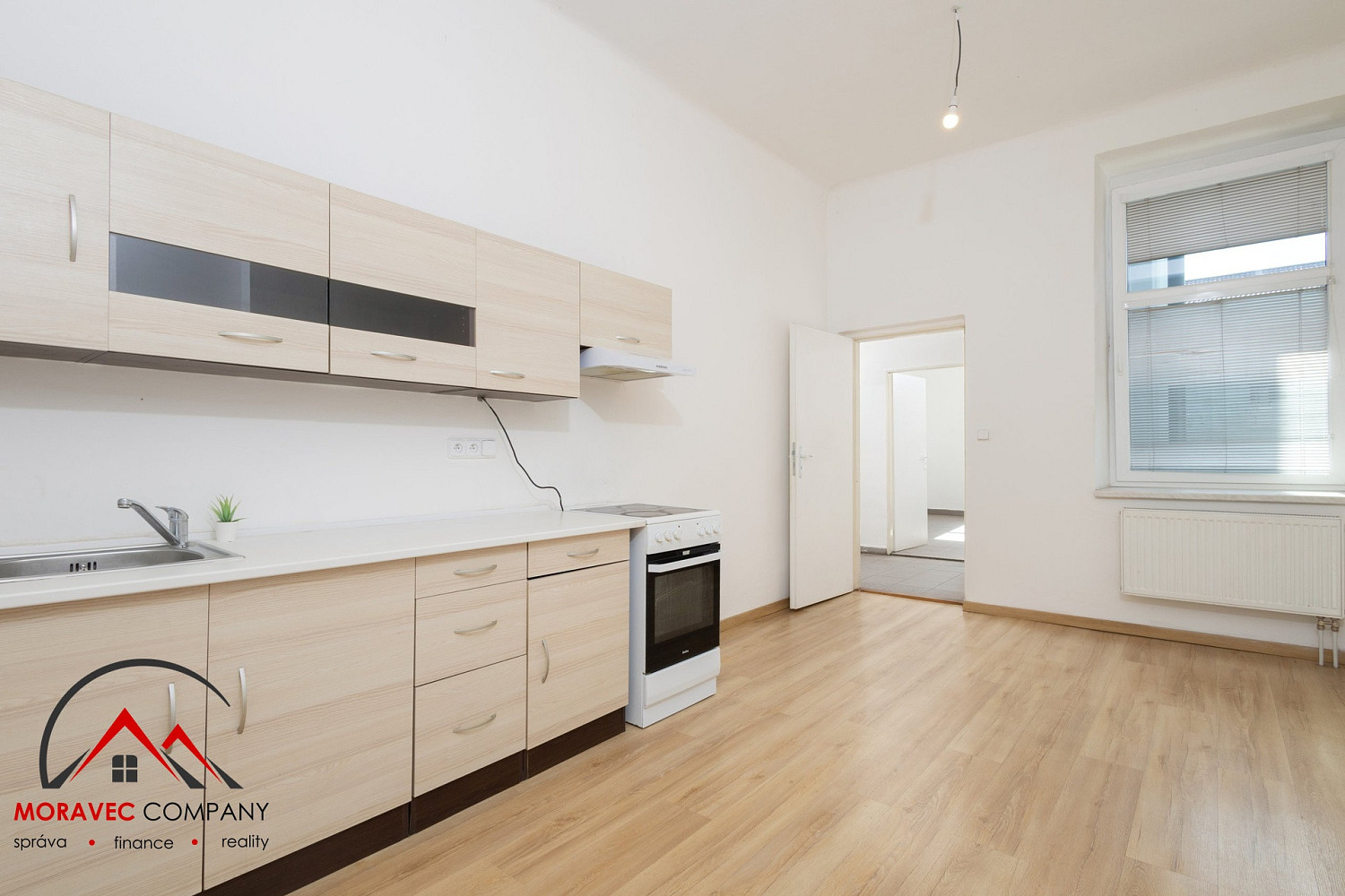 Pronájem bytu 3+1 97 m² – fotografie 2