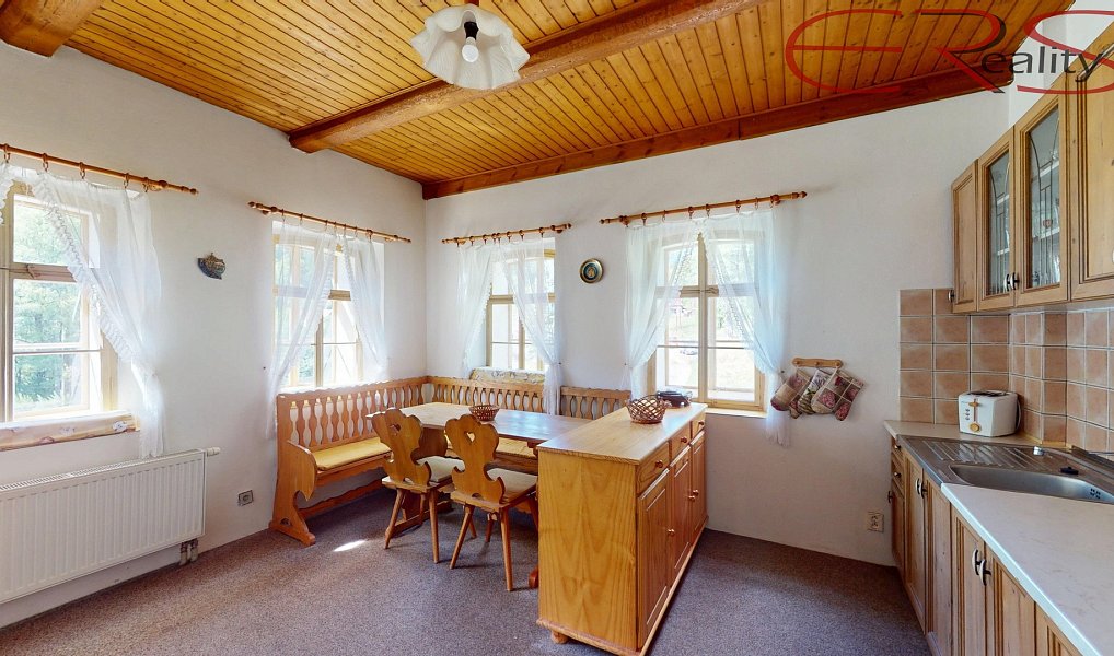 Prodej domu 187 m² s pozemkem 1 026 m², Desná – náhled fotky 4