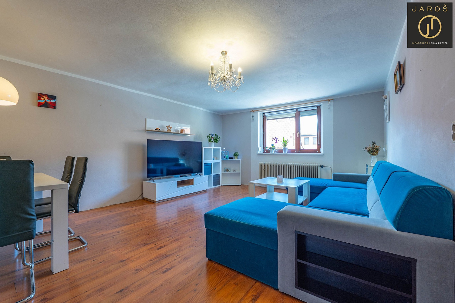 Prodej domu 216 m² s pozemkem 221 m² – fotografie 2