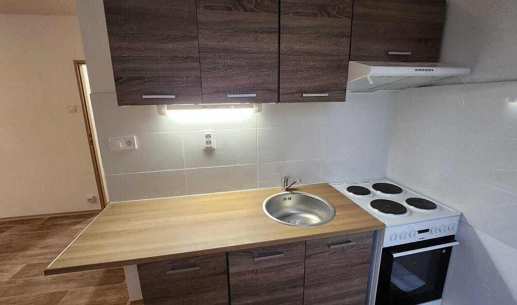 Pronájem bytu 2+kk 40 m², Most – náhled fotky 3